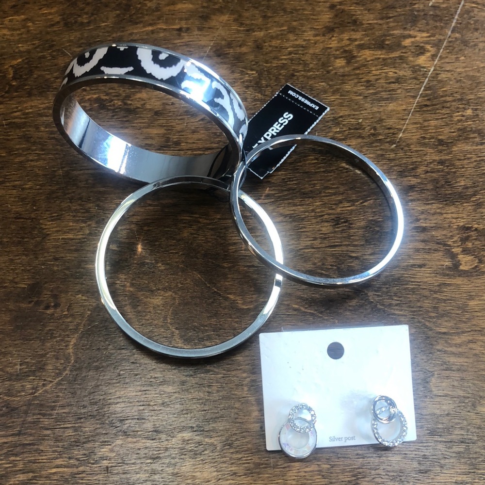 Jewelry bundle